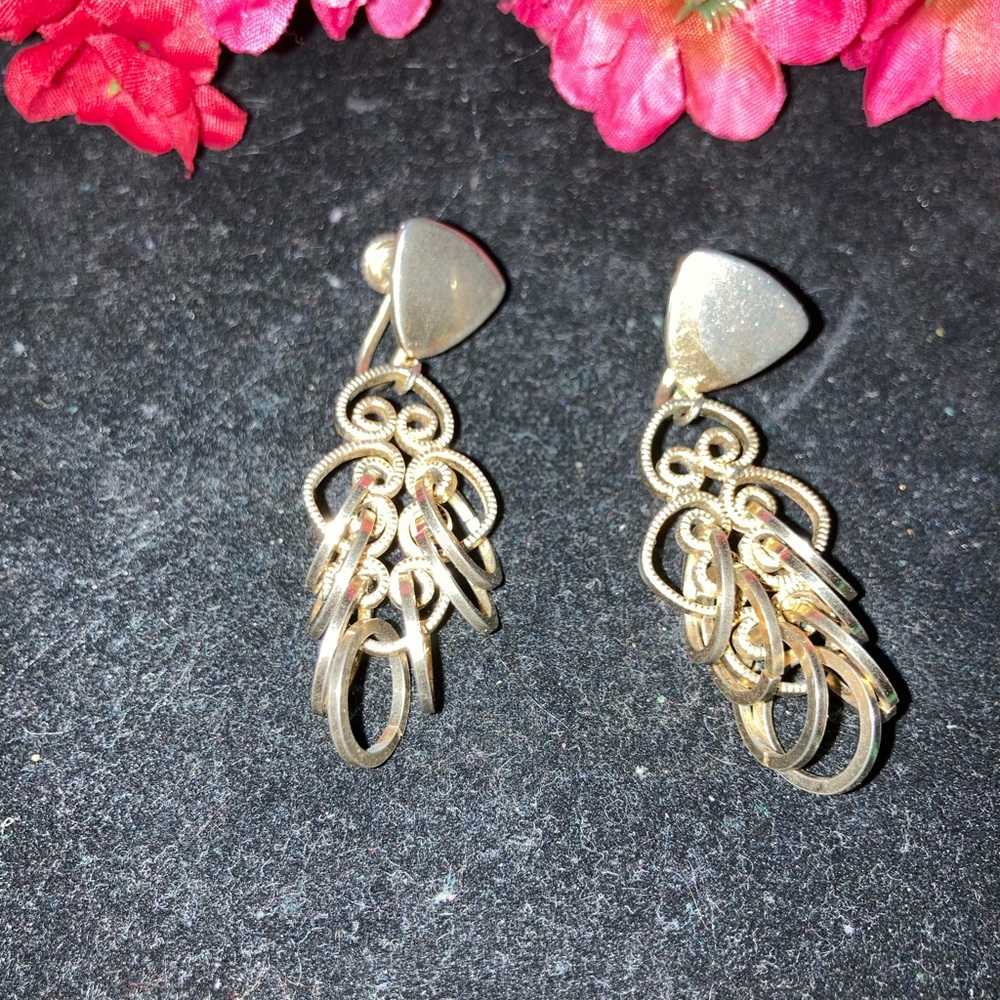 Vintage Screw Back Earrings